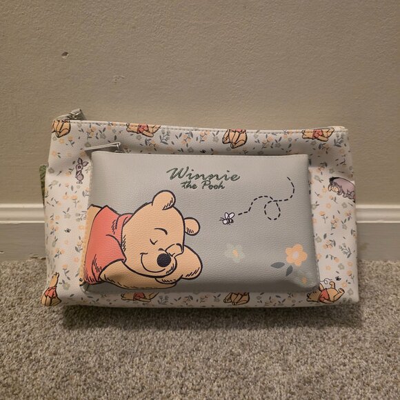 Primark Winnie the Pooh Cosmetic Bag NWT - Picture 1 of 2